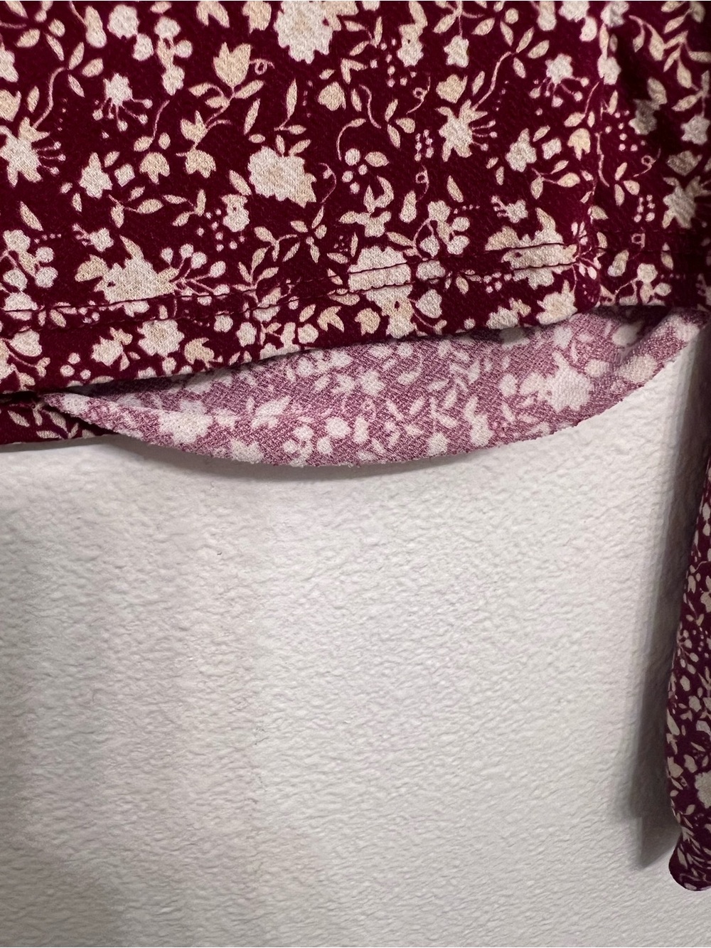 Lush Maroon Floral Blouse - Picture 4 of 7
